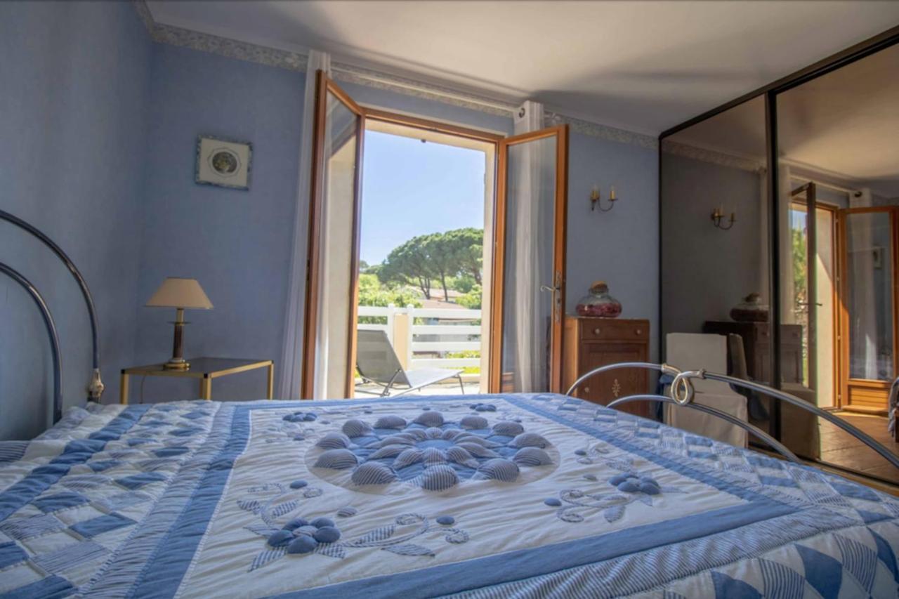 Large Spacious House In Frejus Bagian luar foto